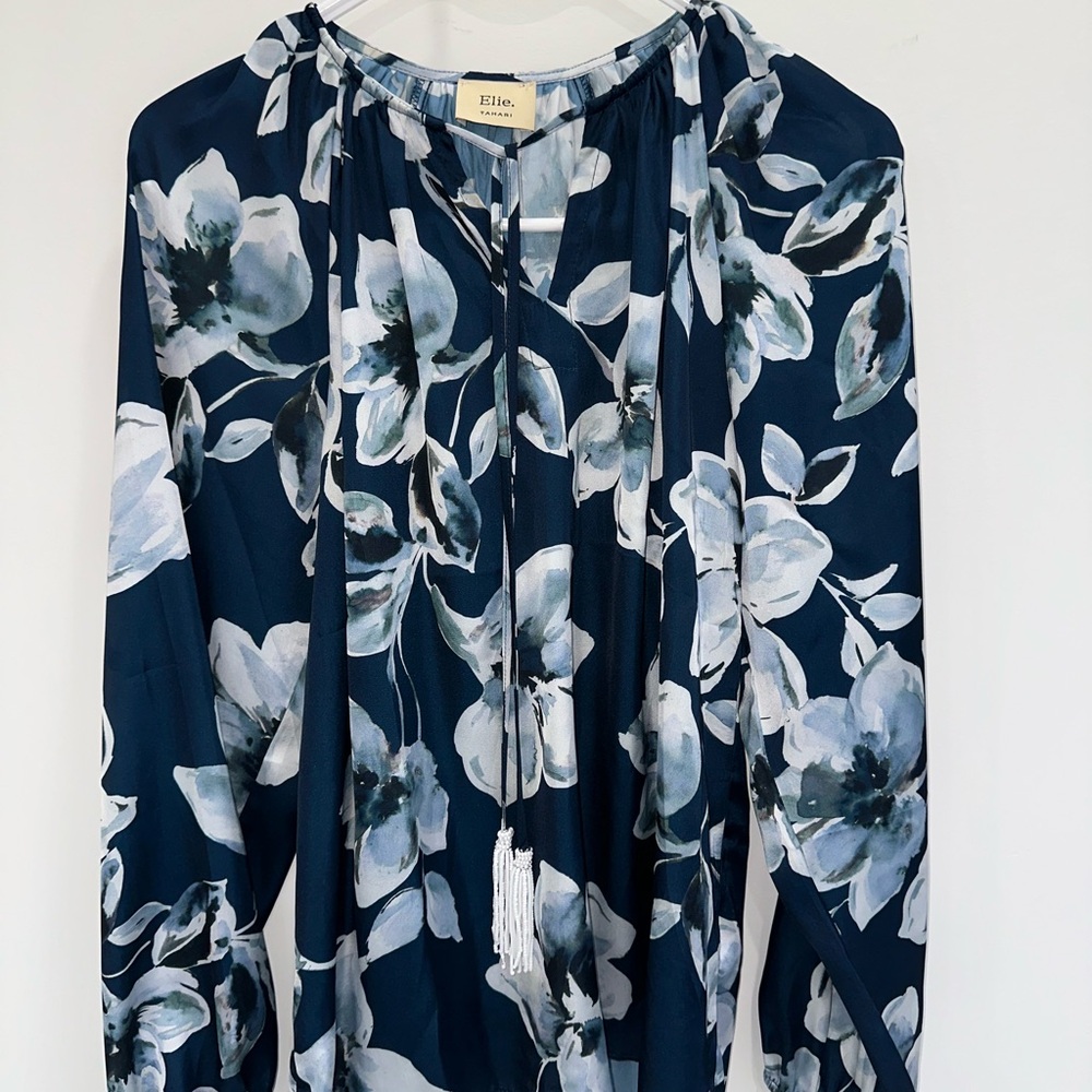 Elie Tahari Navy and White Floral Blouse